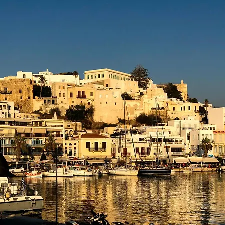 Naxos Port 3 Min To The *